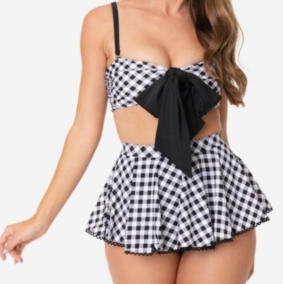 White & Black Gingham Pin-Up Swim Skirt - Picture 1 of 4